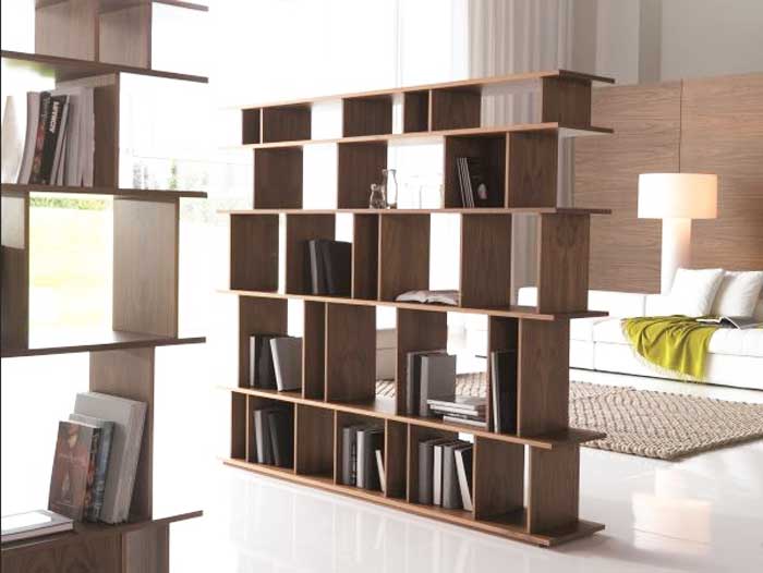 Wohnzimmer, Raumteiler regal nussbaum mit abmessungen höhe 170cm, breite 200cm, tiefe 30cm und material aus MDF aus hersteller Cattelan Italia.  
