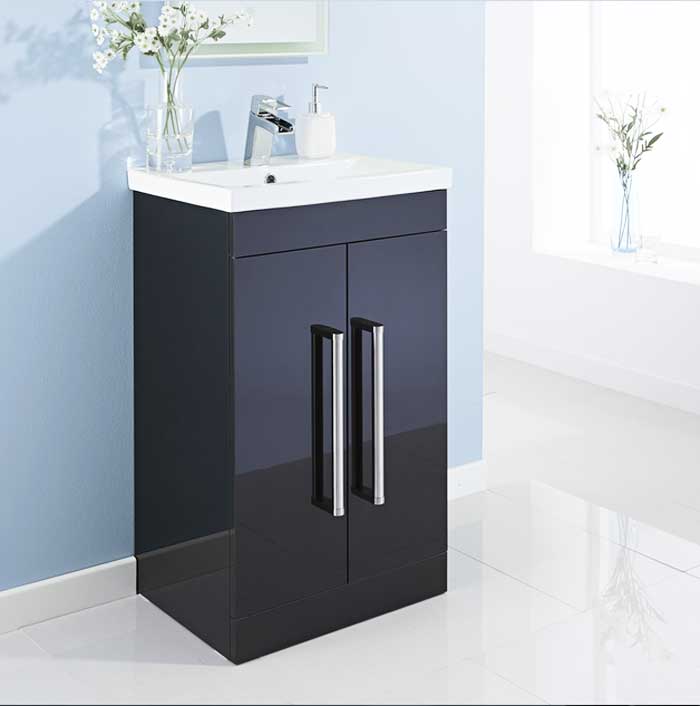 Badezimmer, Badezimmer waschtisch mit unterschrank aus typ freistehend für moderne badezimmermöbel ideen.  