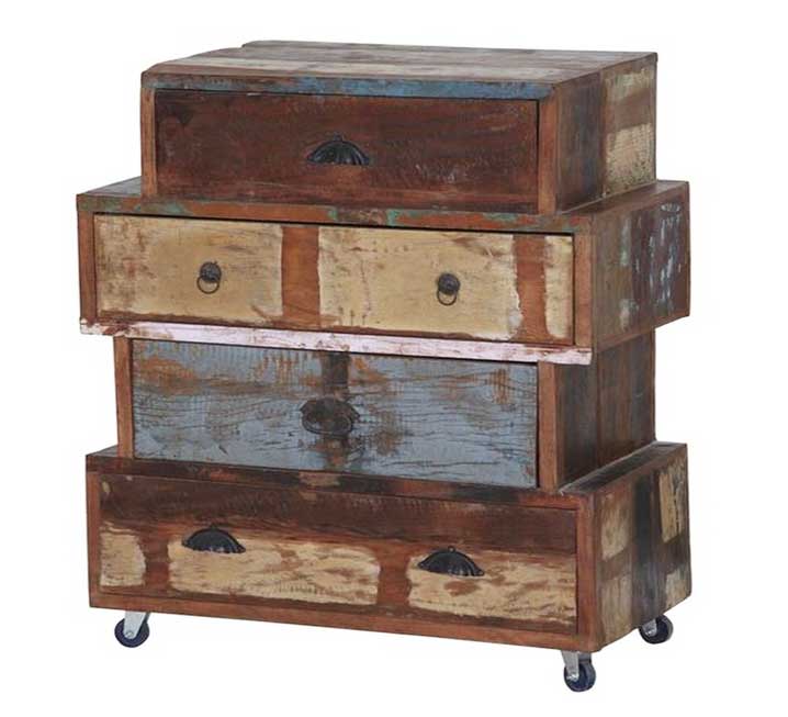 Kommode bunt holz mit großen Schubladen und Metallgriffe Schlafzimmer, Kommode bunt holz mit großen Schubladen und Metallgriffe.