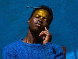 Bisa Dipegang Gak Bisa Dilihat: Menjelajahi Dimensi Makna dan Realitas