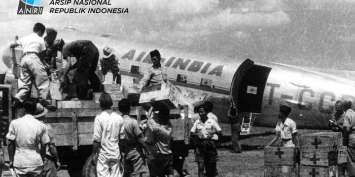 Negara kemerdekaan merdeka pengakuan dukungan terhadap proklamasi respon pertahankan berkat internasional abdul nasser gamal bangsa jawaharlal soekarno nehru daring