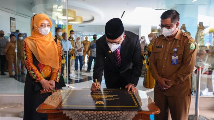 Pastikan tinjau wagub olahraga porwil kesiapan beberapa cabang bengkuluinteraktif kolam