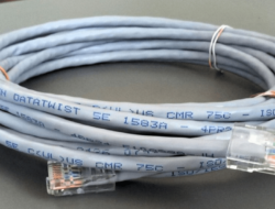 Berikut Ini Karakteristik Kabel UTP Kecuali