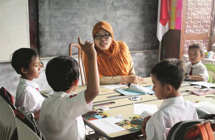 Bagaimanakah sikap kita dalam diskusi kelompok apabila muncul berbagai pendapat