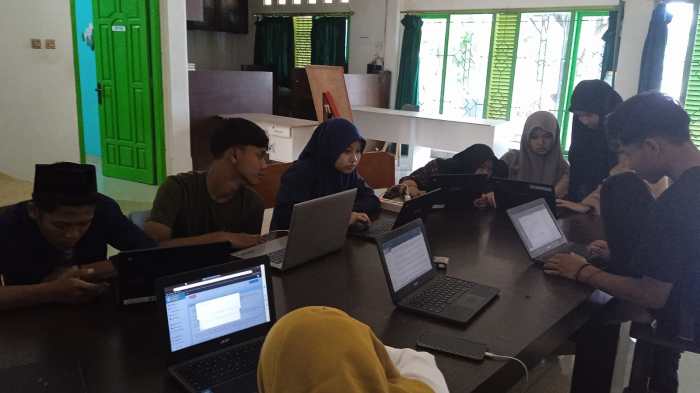 Ruang broadcast kursus komputer lampung