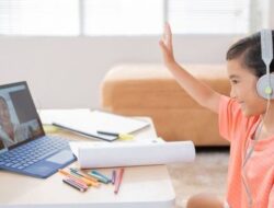 Contoh Cerita Pengalaman Menyedihkan Bahasa Jawa: Menjelajahi Kedalaman Emosi