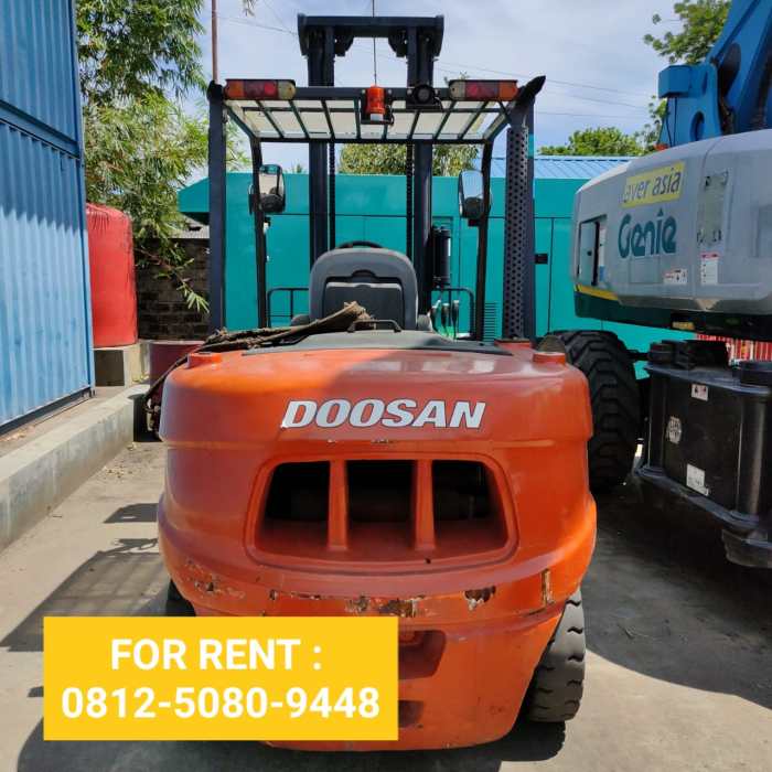 Sewa forklift balikpapan